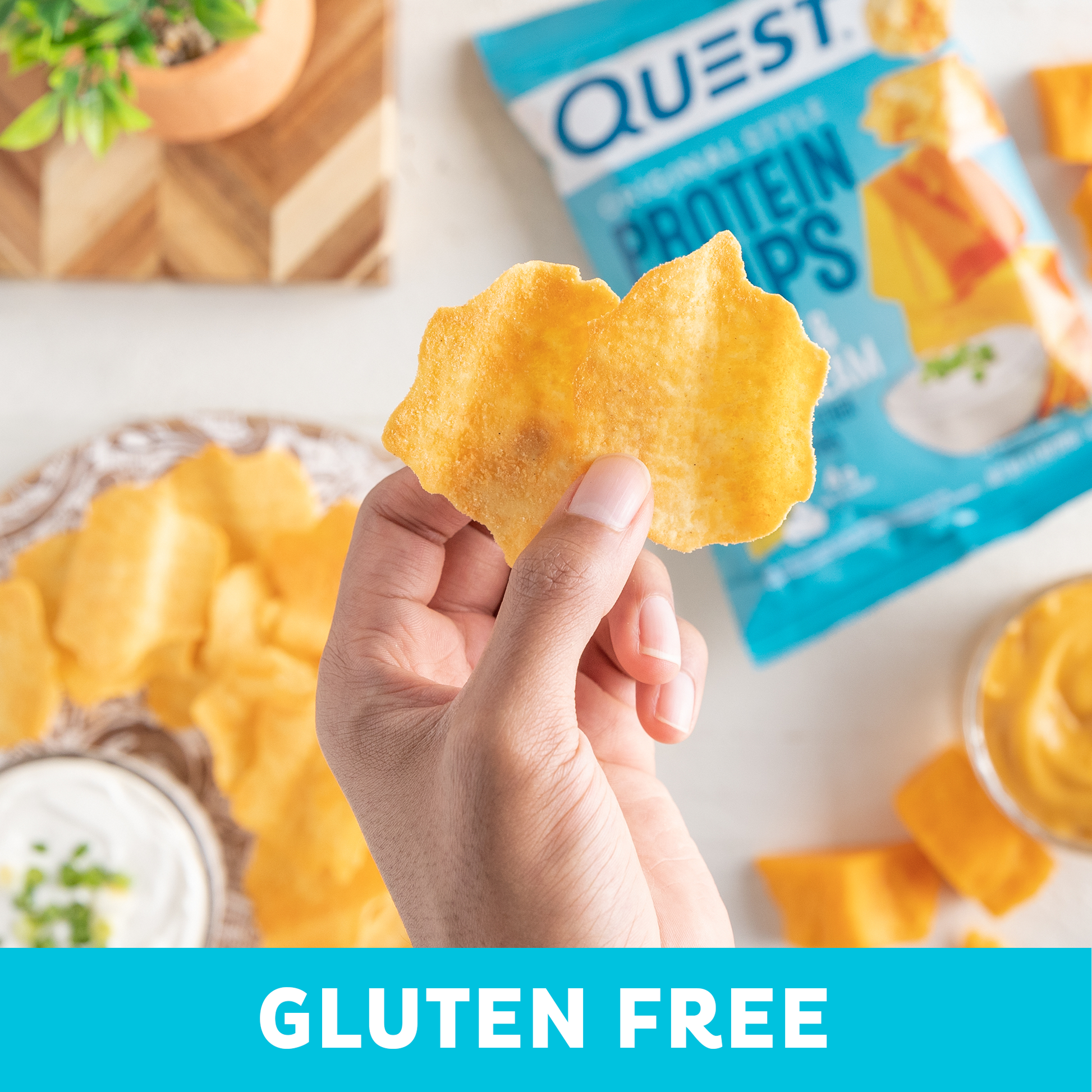cheddar-and-sour-cream-original-style-protein-chips-j6 qst-000296_cheddar-_-sour-cream-original-style-protein-chips_7.2.png